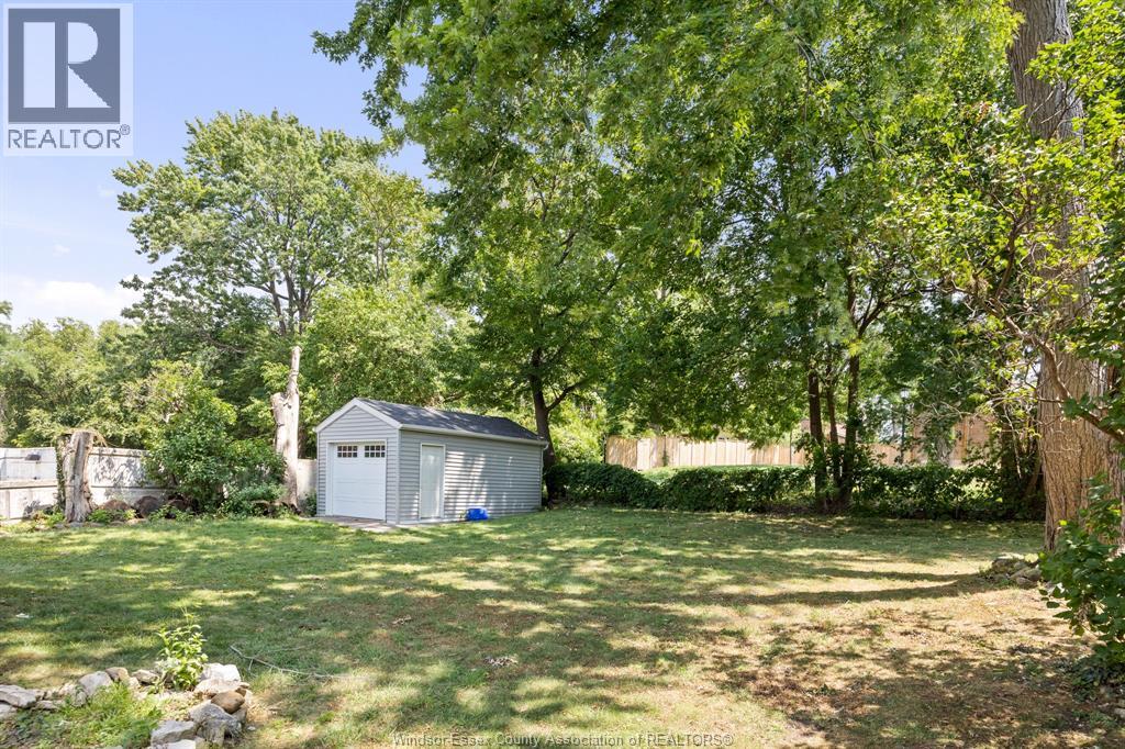 3177 Russell Property Photo 28
