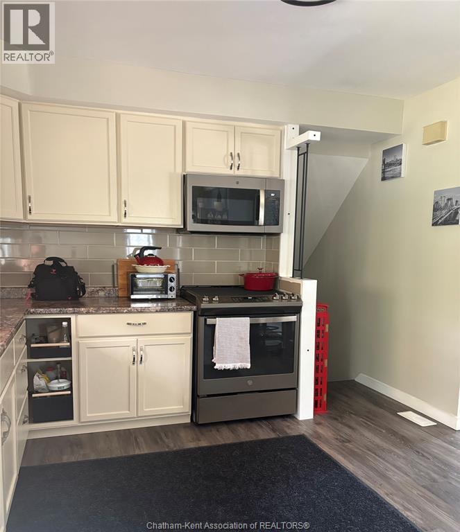 46 Ottawa Drive Property Photo 7