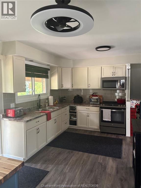 46 Ottawa Drive Property Photo 8