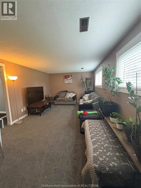 46 Ottawa Drive Property Photo 14
