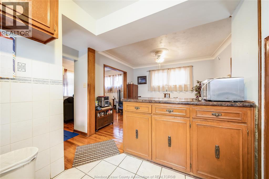 1249 Marentette Avenue Property Photo 9