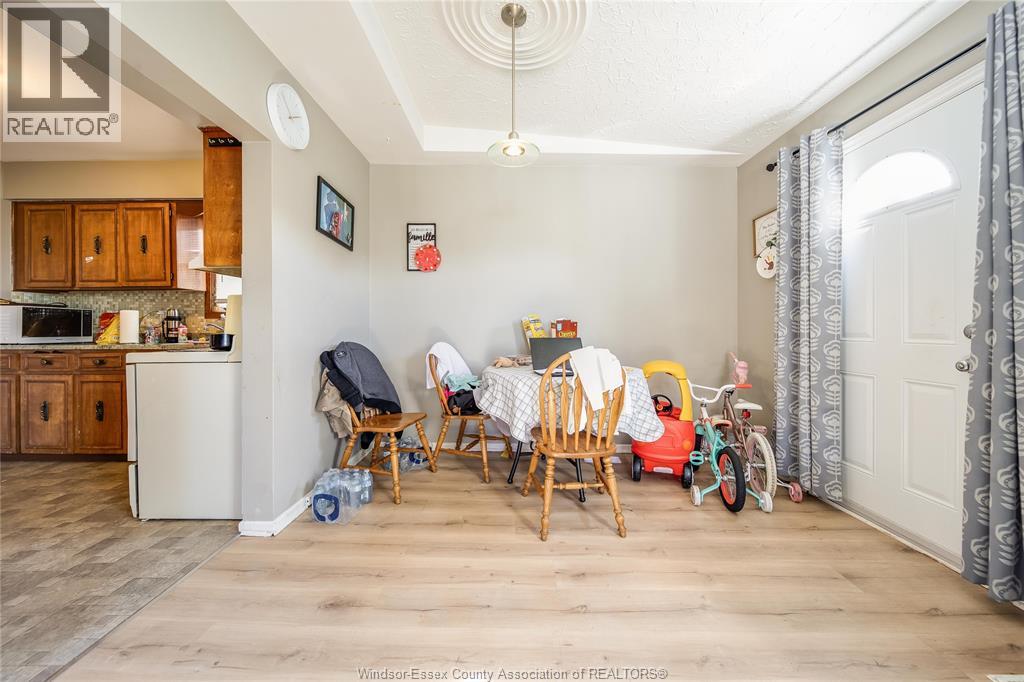 1249 Marentette Avenue Property Photo 11