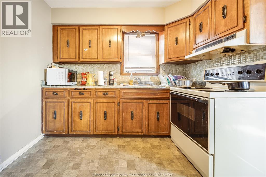 1249 Marentette Avenue Property Photo 12