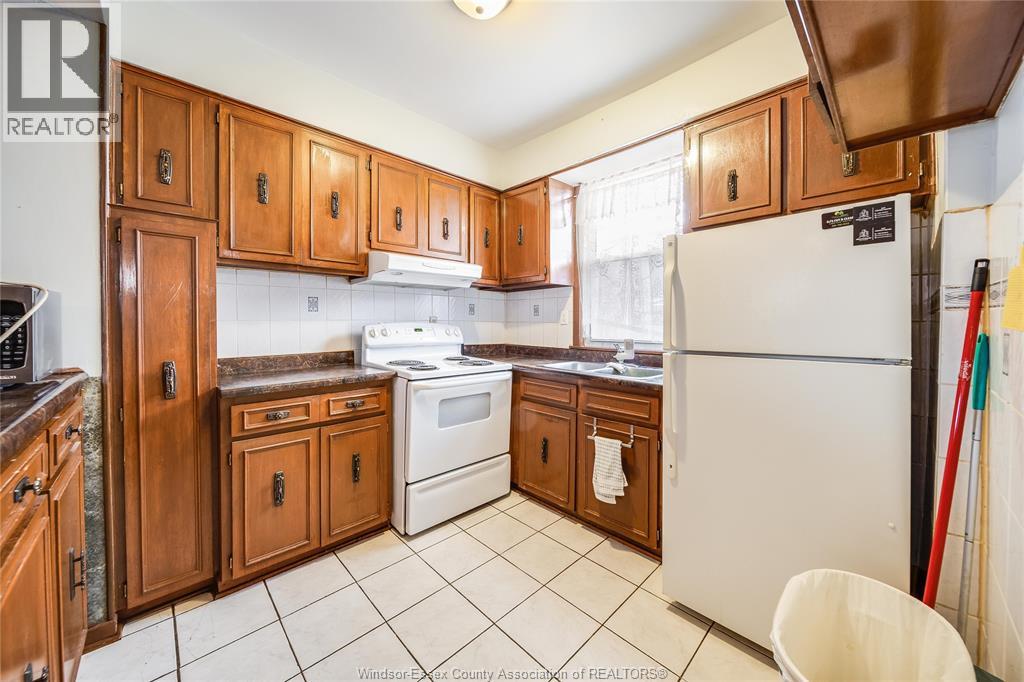 1249 Marentette Avenue Property Photo 6