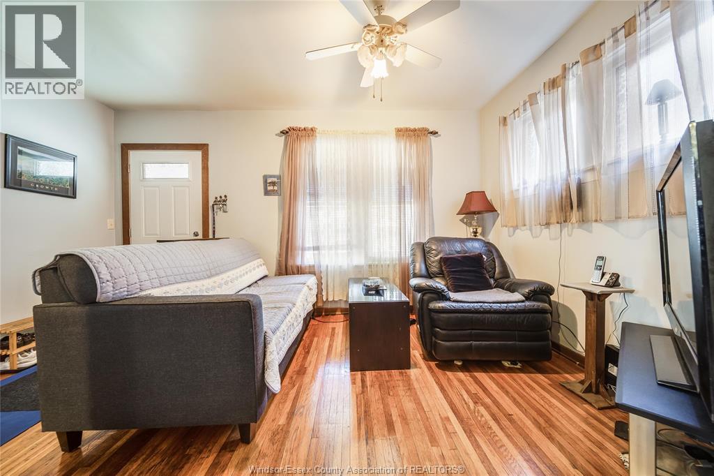 1249 Marentette Avenue Property Photo 20