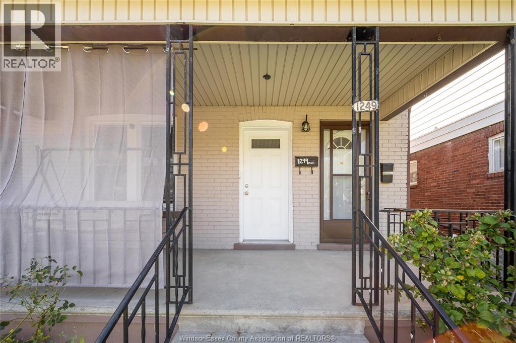 1249 Marentette Avenue Property Photo 31