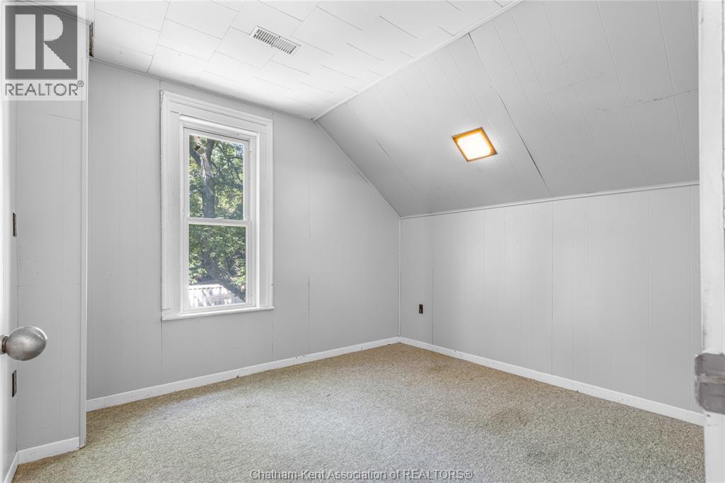 23028 Doherty Street Property Photo 20