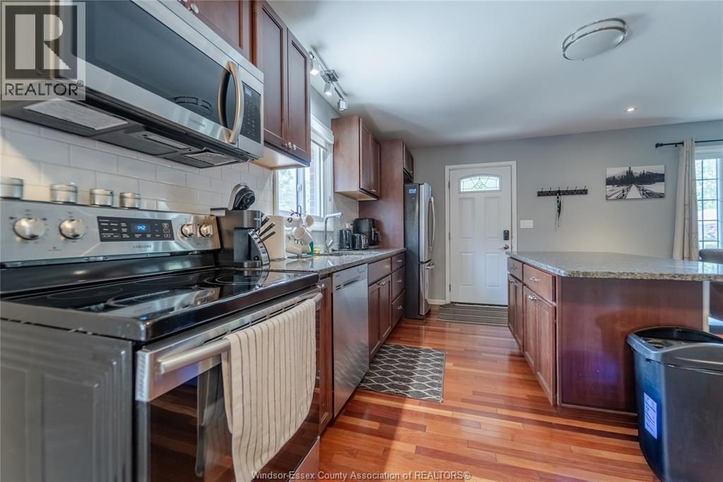 2522 Armstrong Avenue Property Photo 8