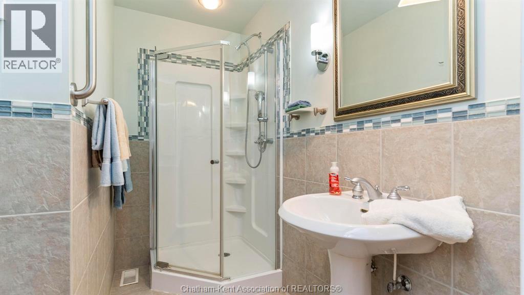 7678 Talbot Trail West Property Photo 26