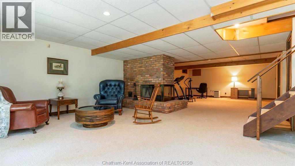 7678 Talbot Trail West Property Photo 27