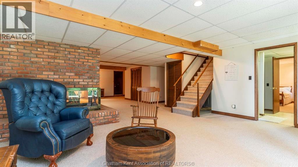 7678 Talbot Trail West Property Photo 28