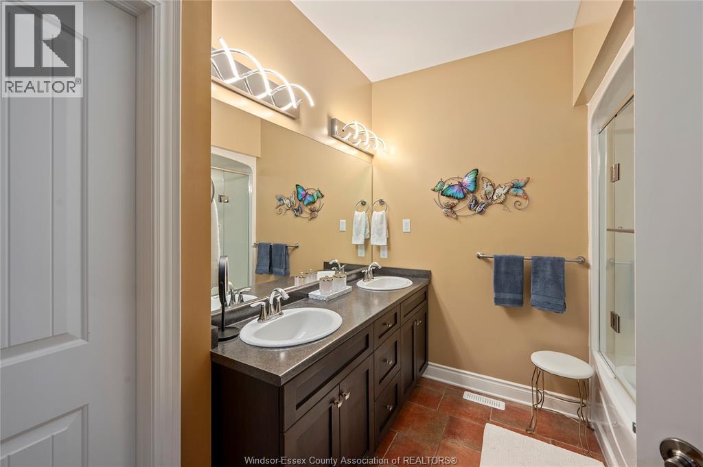 286 Dufferin Street Property Photo 20