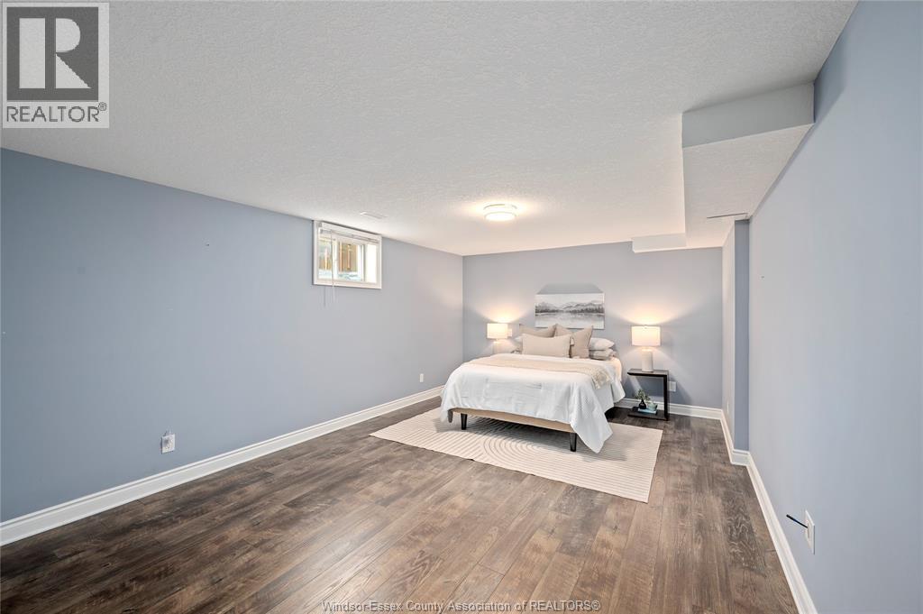 286 Dufferin Street Property Photo 32