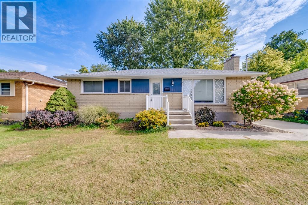 127 Coverdale Street Property Photo 1