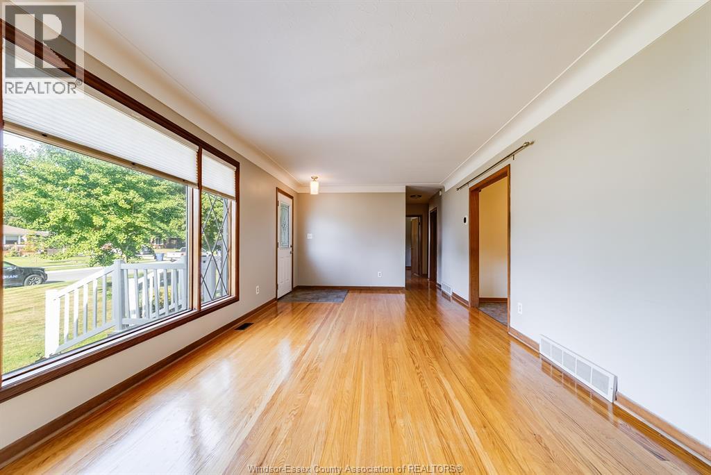 127 Coverdale Street Property Photo 6