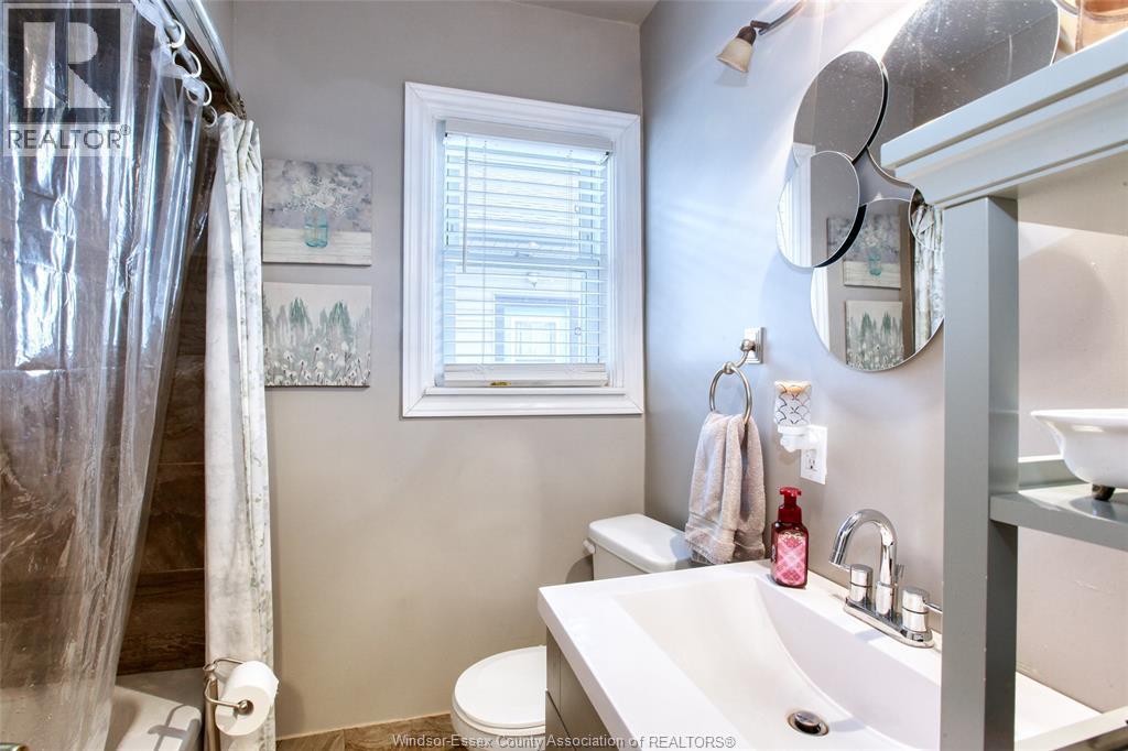 1067 St. Louis Property Photo 10