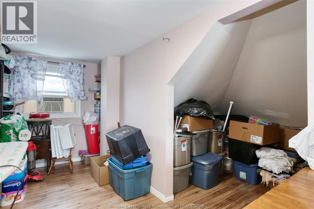 1067 St. Louis Property Photo 28