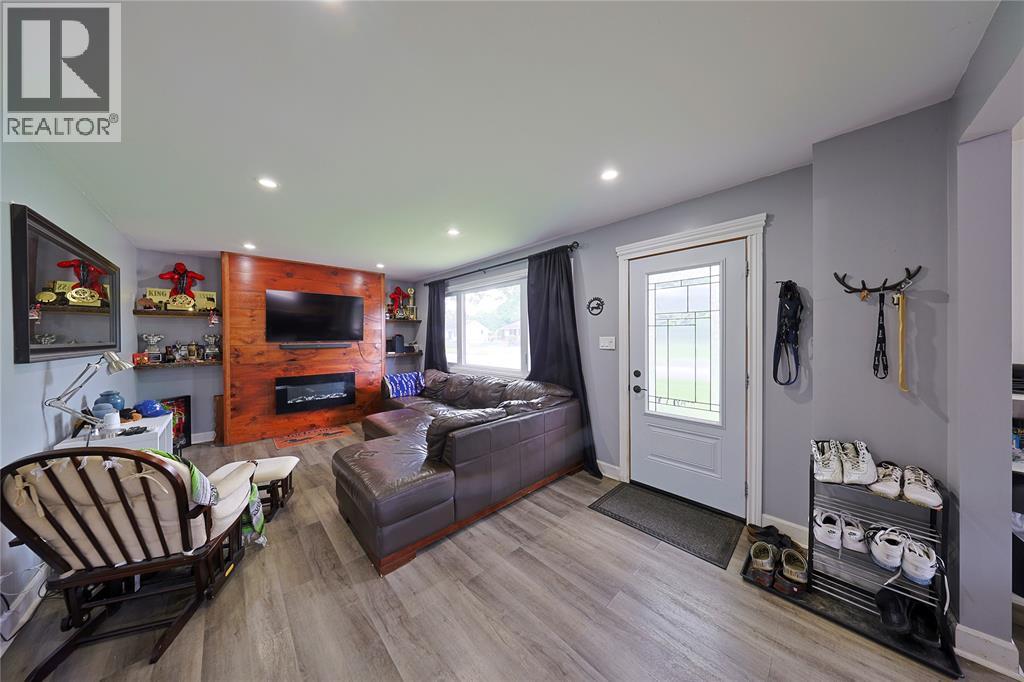 808 Rosedale Avenue Property Photo 9