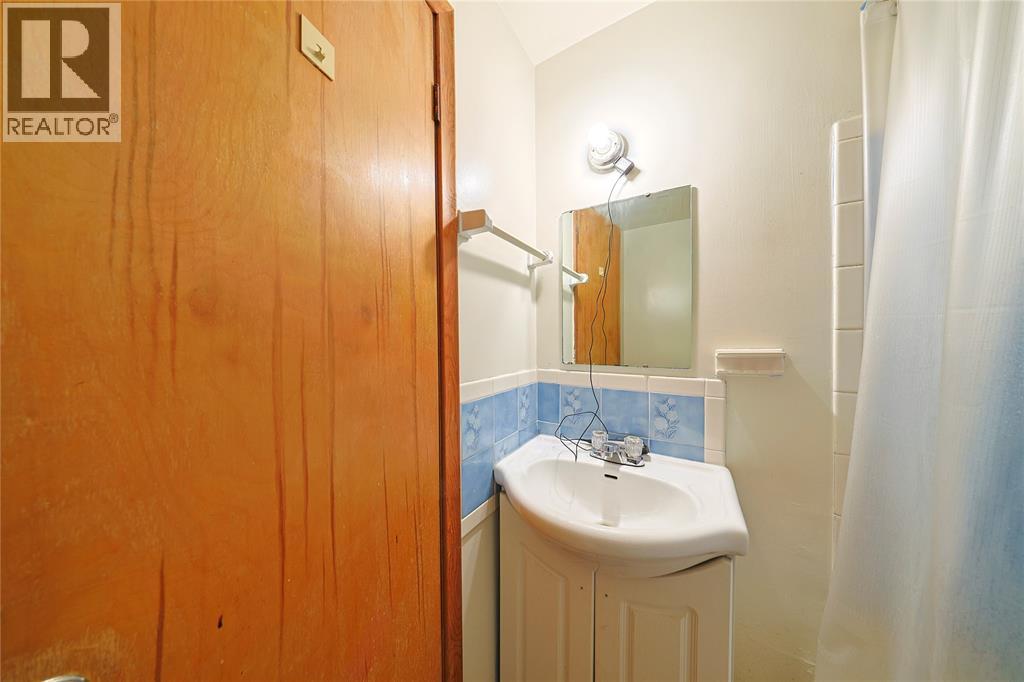 808 Rosedale Avenue Property Photo 24