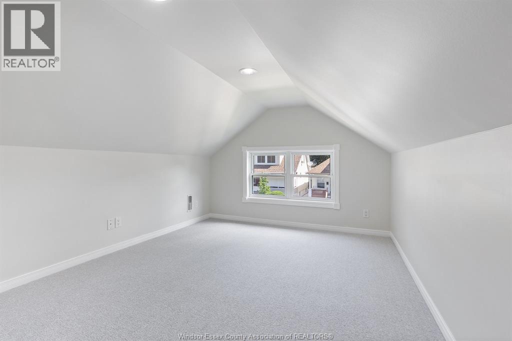 1167 Pierre Avenue Property Photo 12