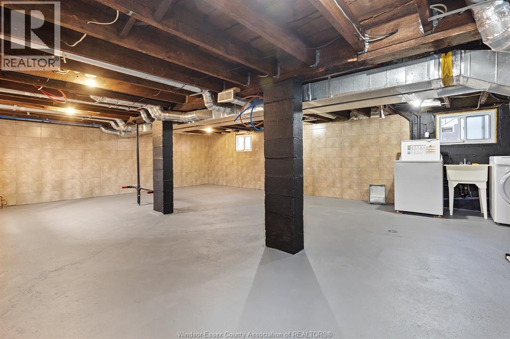 1167 Pierre Avenue Property Photo 14