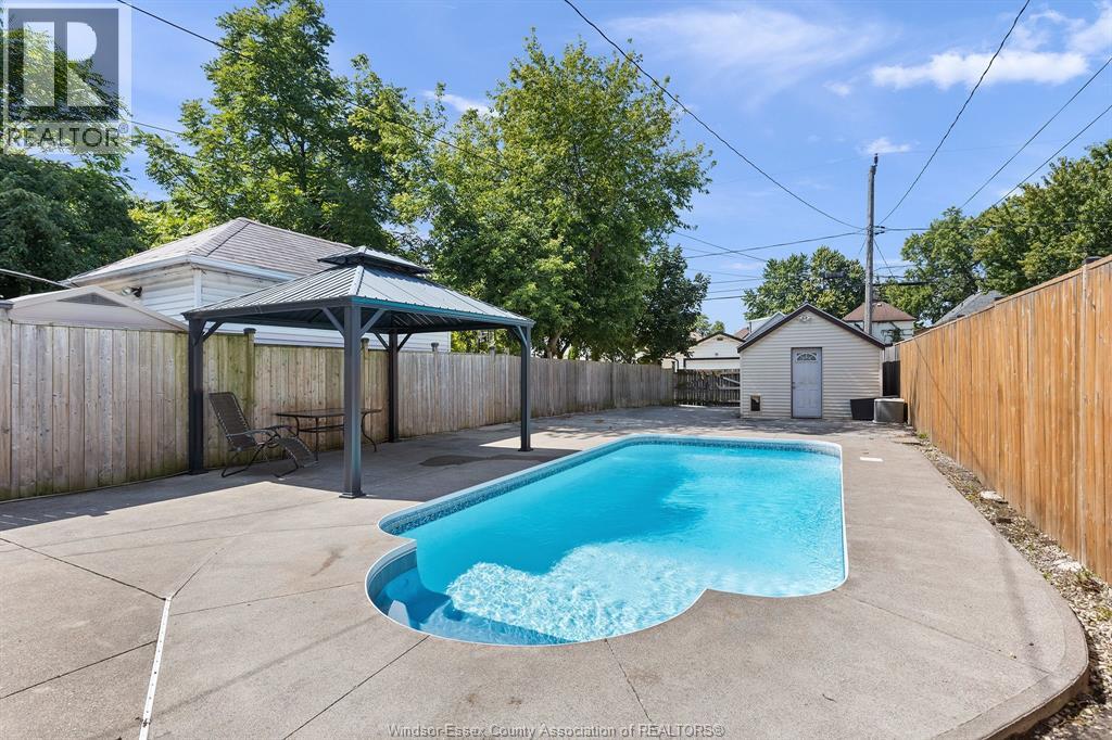 1167 Pierre Avenue Property Photo 16
