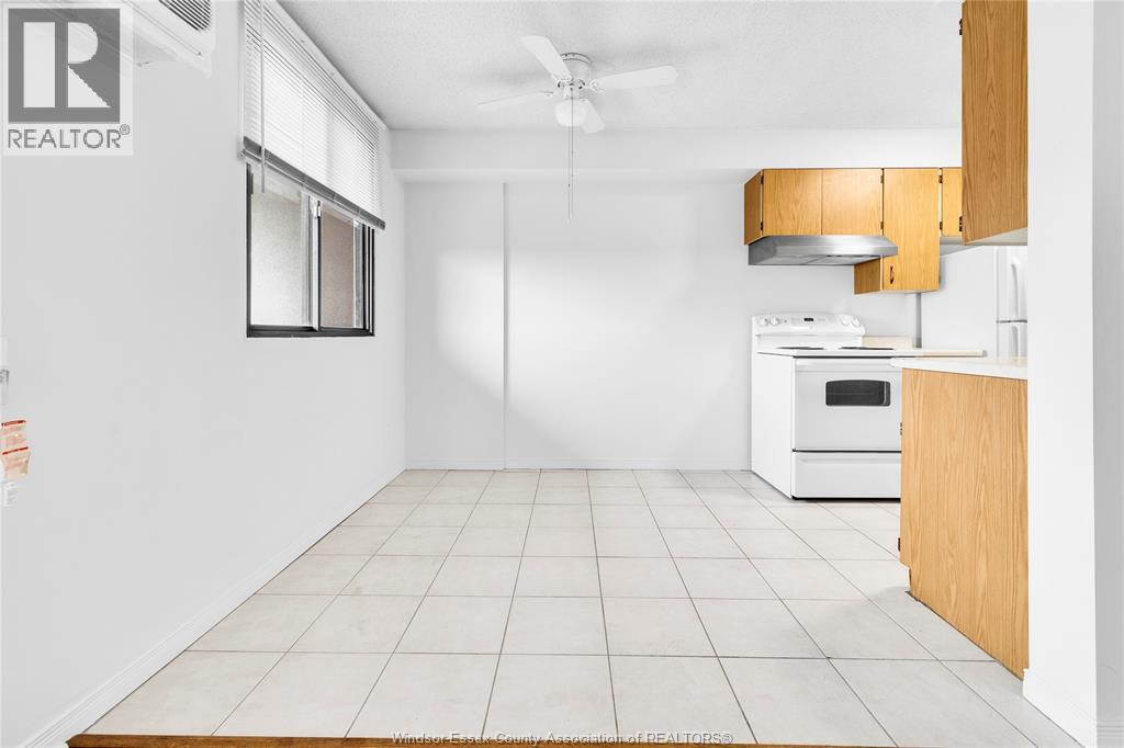 150 Park West Unit# 816 Property Photo 15