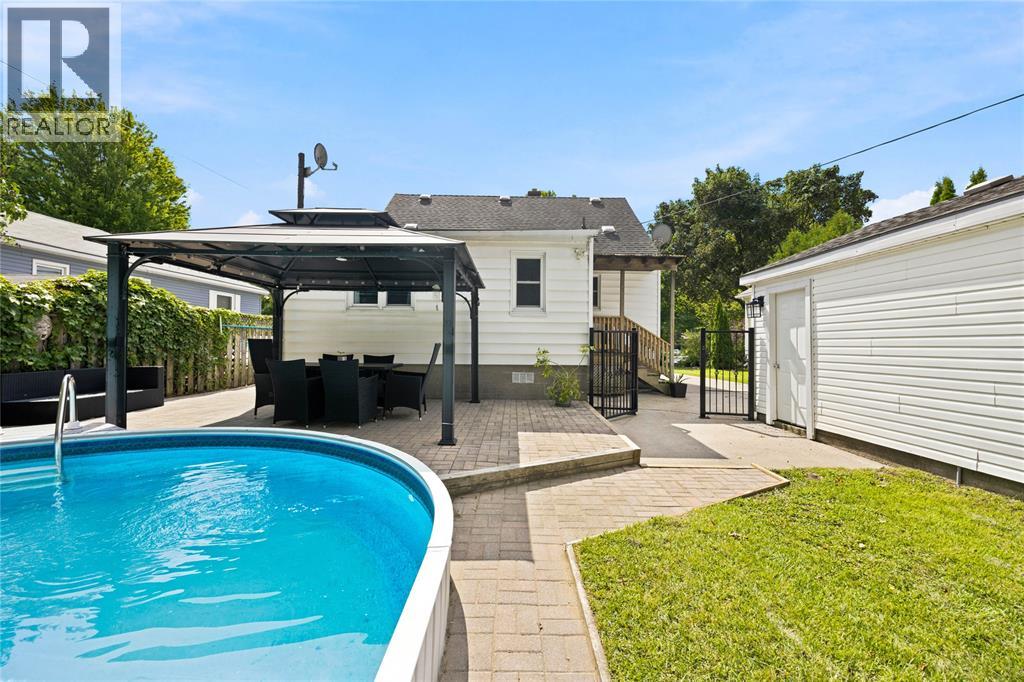 698 Pineview Avenue Property Photo 35