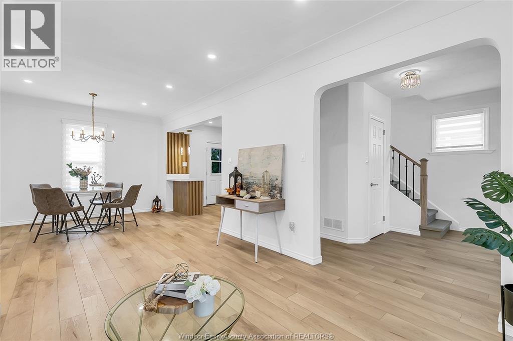 1457 Dougall Property Photo 9