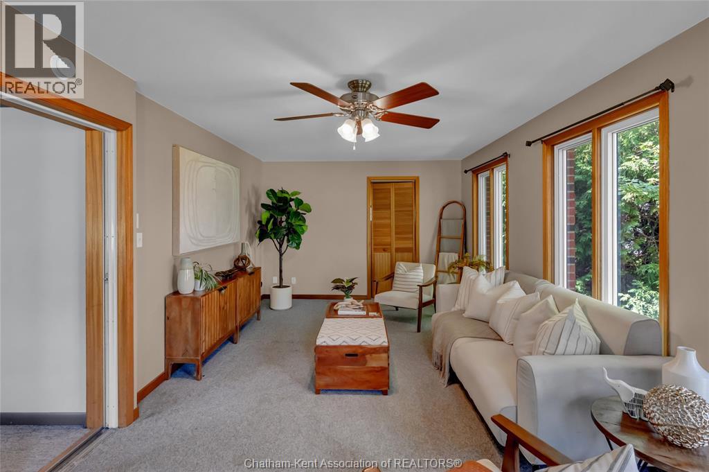 7 Sullivan Street Property Photo 4