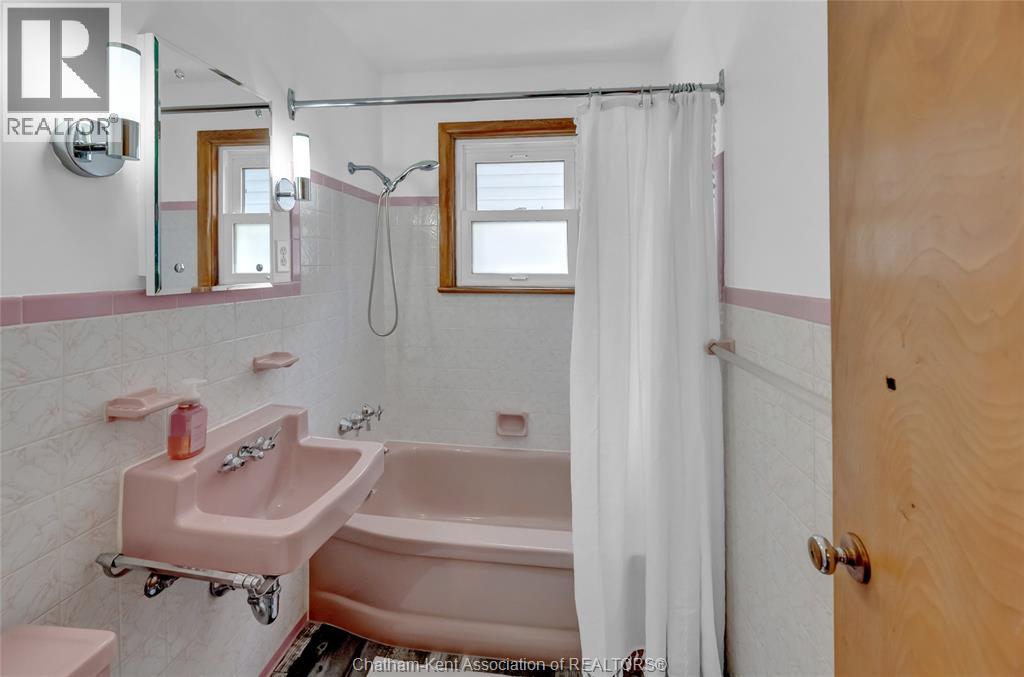 7 Sullivan Street Property Photo 12