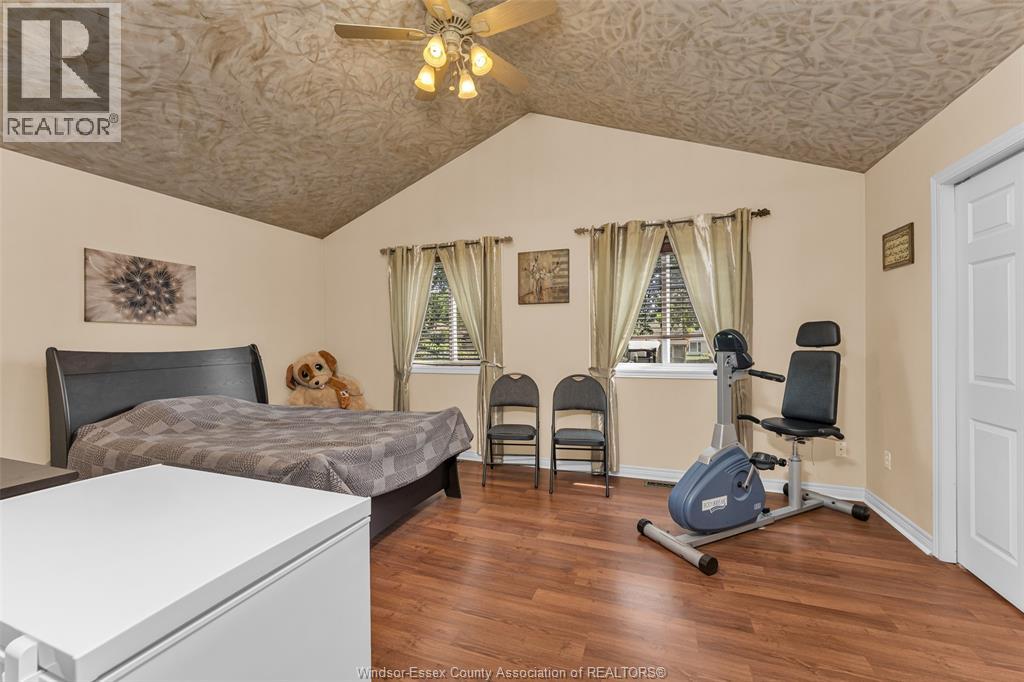 747 Eugenie Property Photo 21