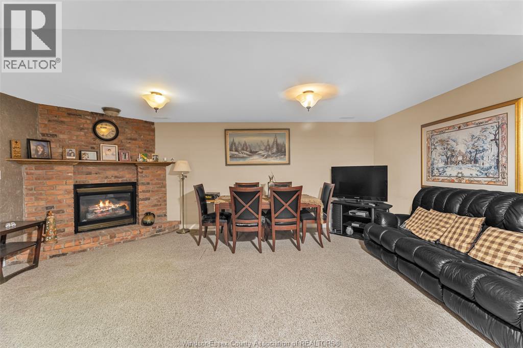 747 Eugenie Property Photo 24