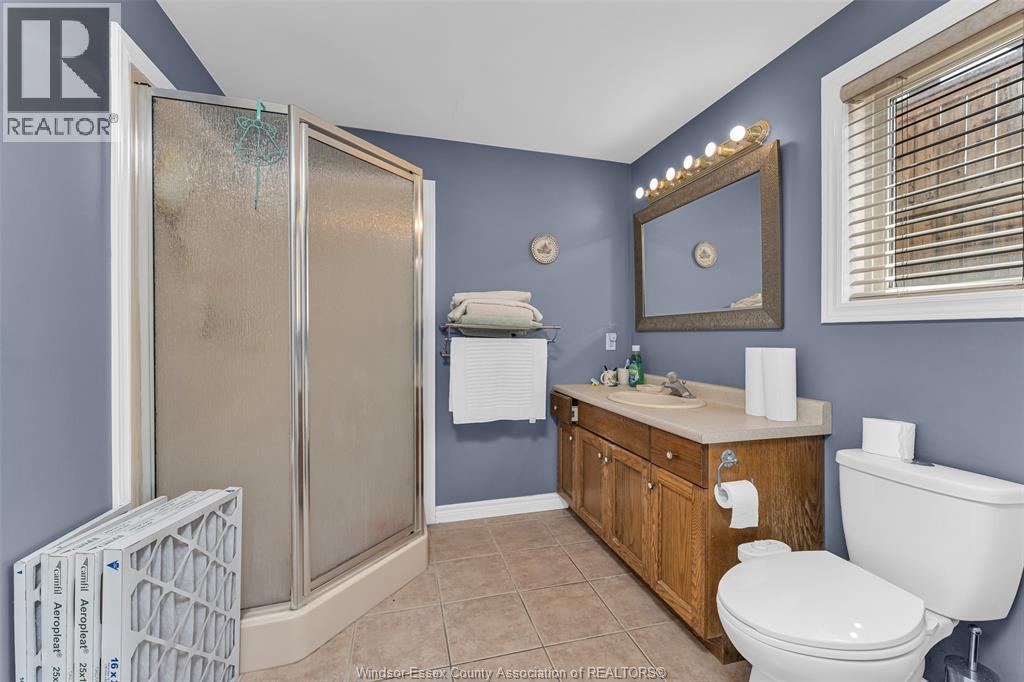 747 Eugenie Property Photo 30