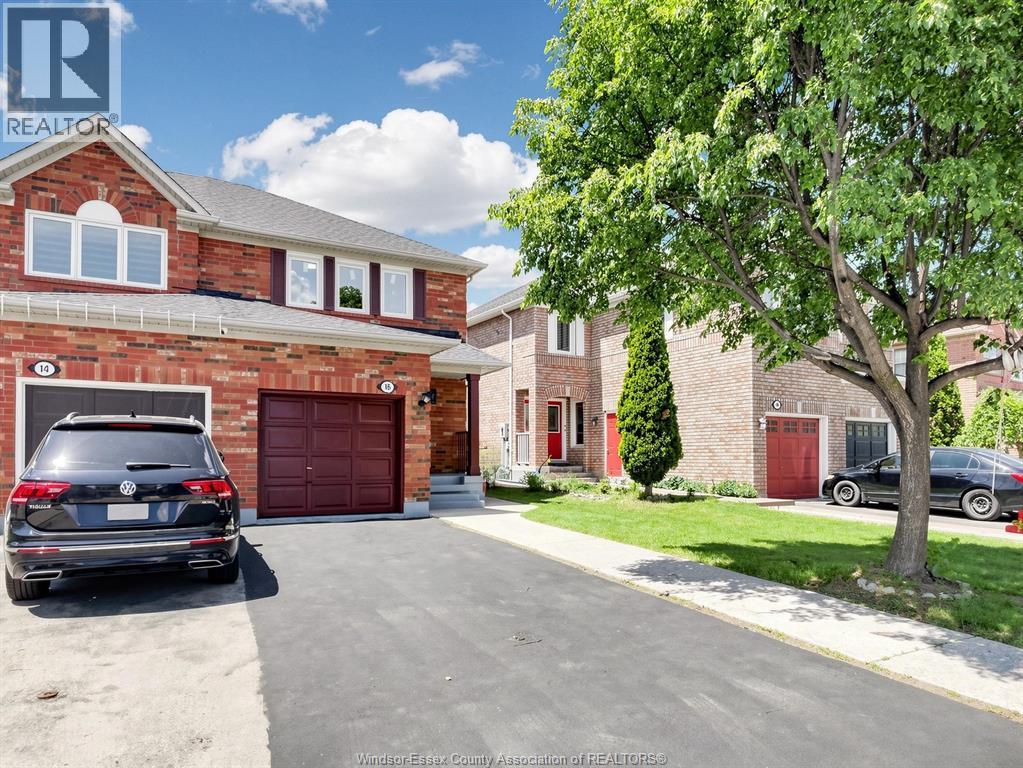 16 Mount Fuji Crescent Property Photo 3