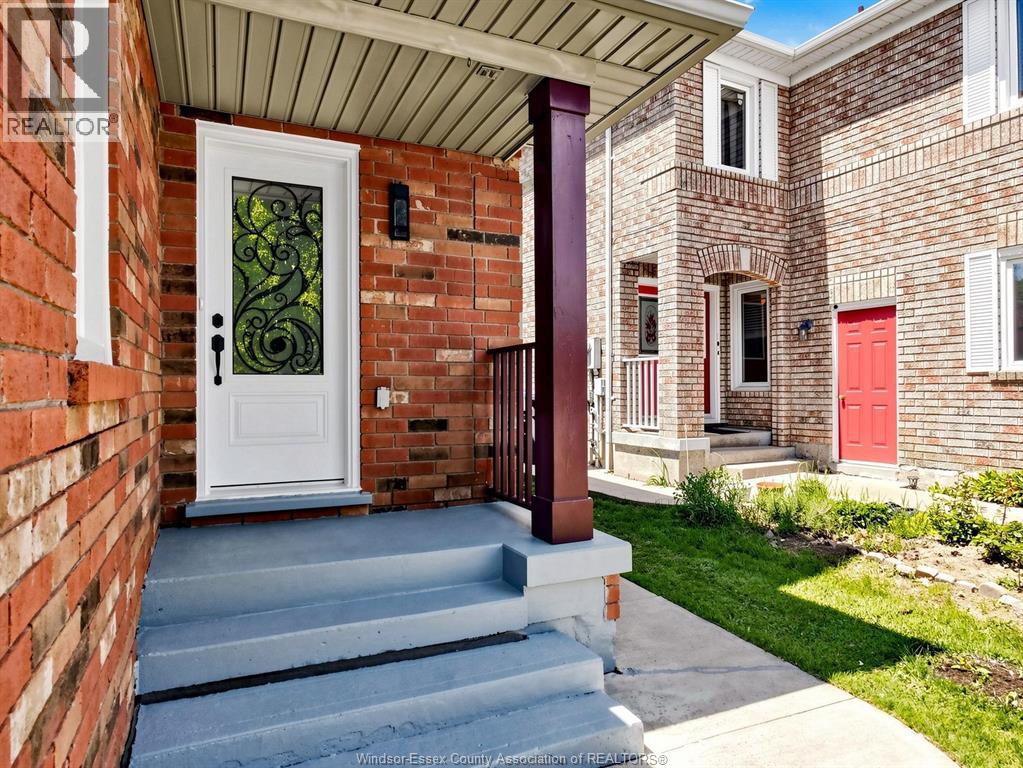 16 Mount Fuji Crescent Property Photo 5