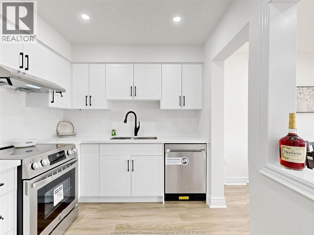 16 Mount Fuji Crescent Property Photo 15