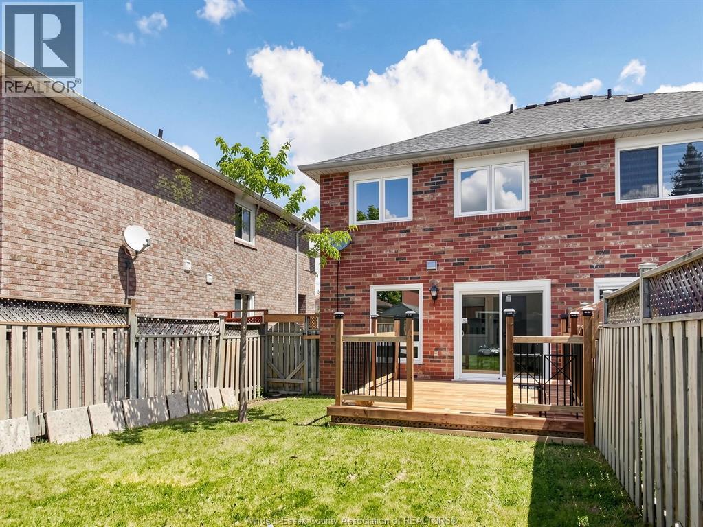 16 Mount Fuji Crescent Property Photo 43