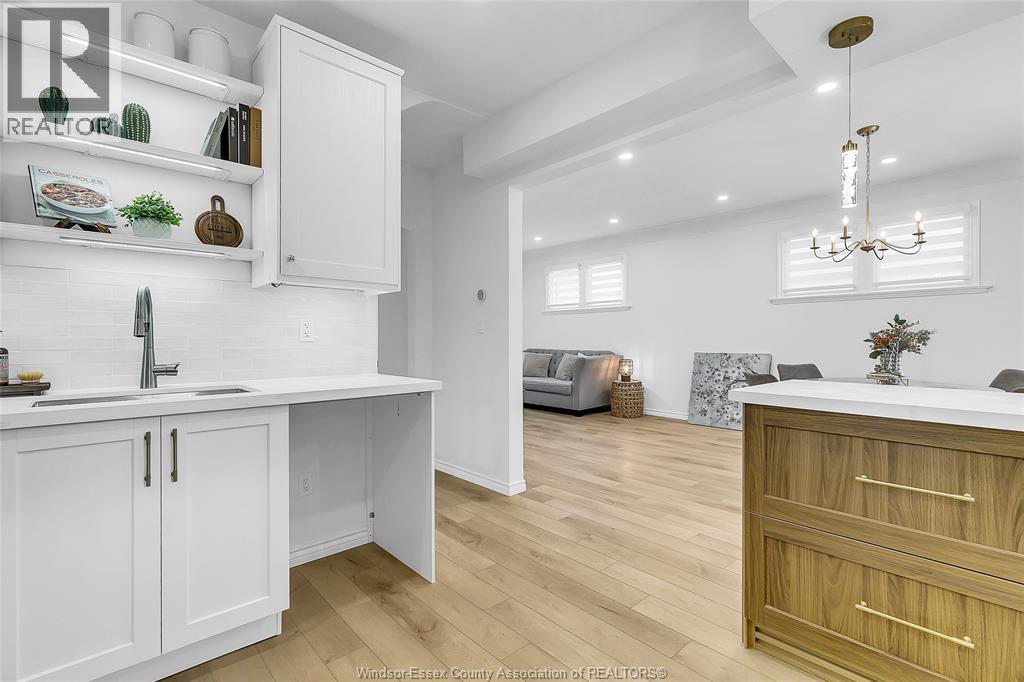 1457 Dougall Property Photo 15