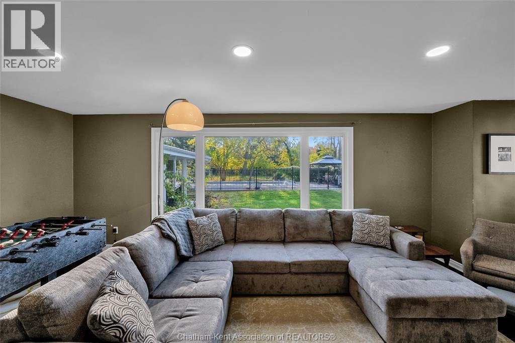 6 Devon Drive Property Photo 14
