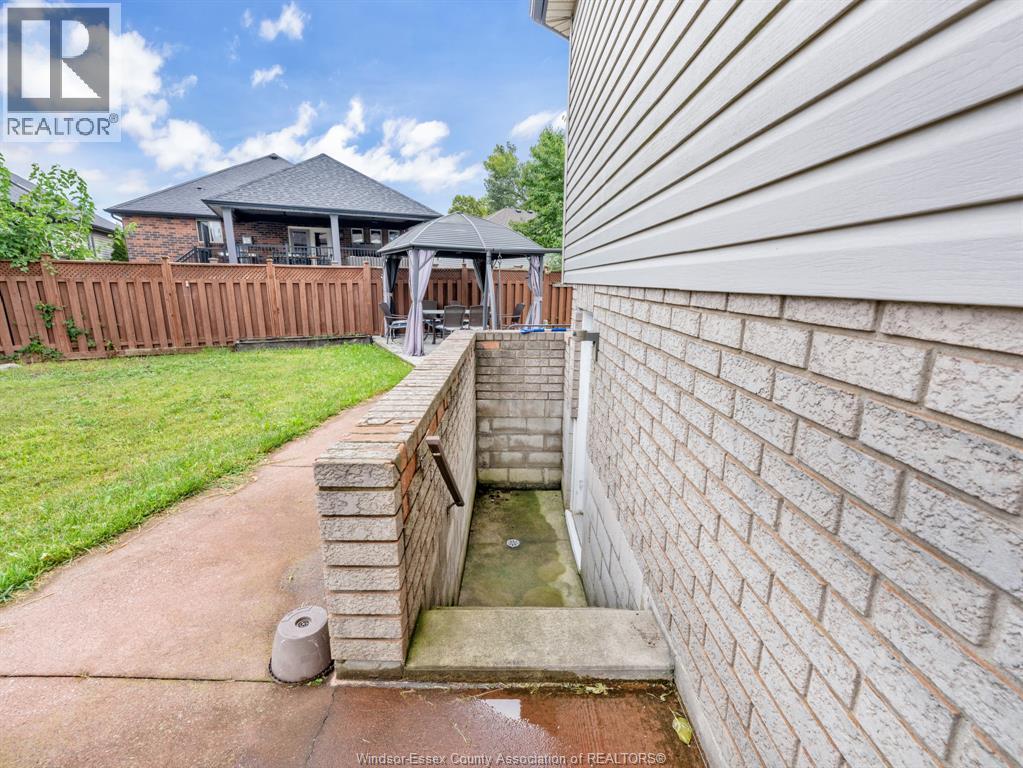 11143 Ancona Crescent Property Photo 6