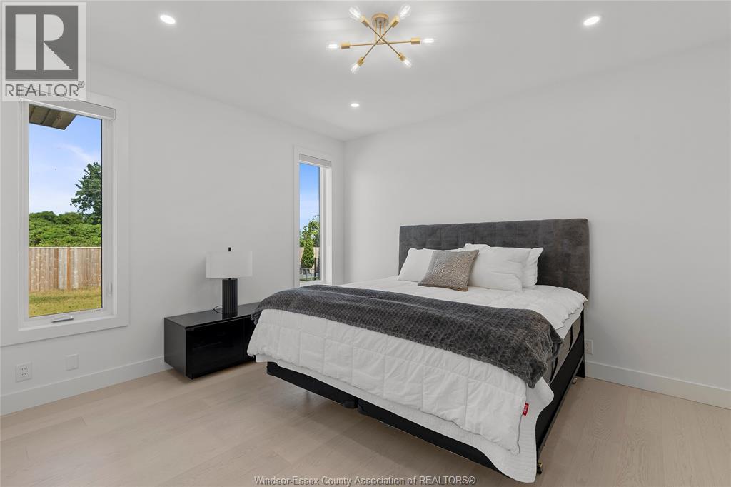 13 Eagle Street Property Photo 11