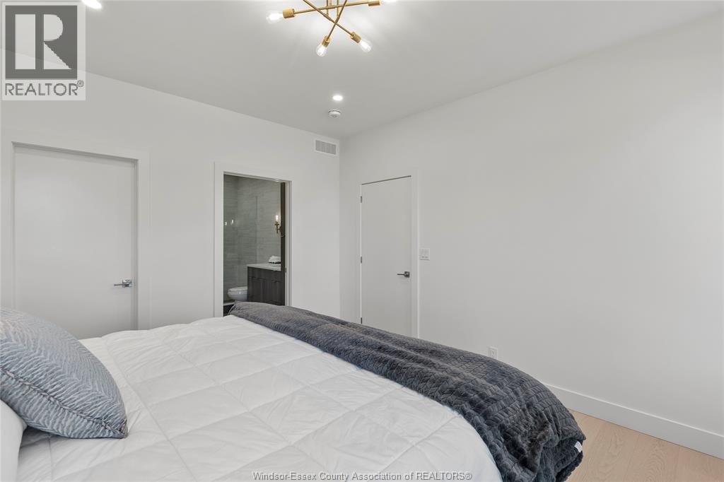 13 Eagle Street Property Photo 12