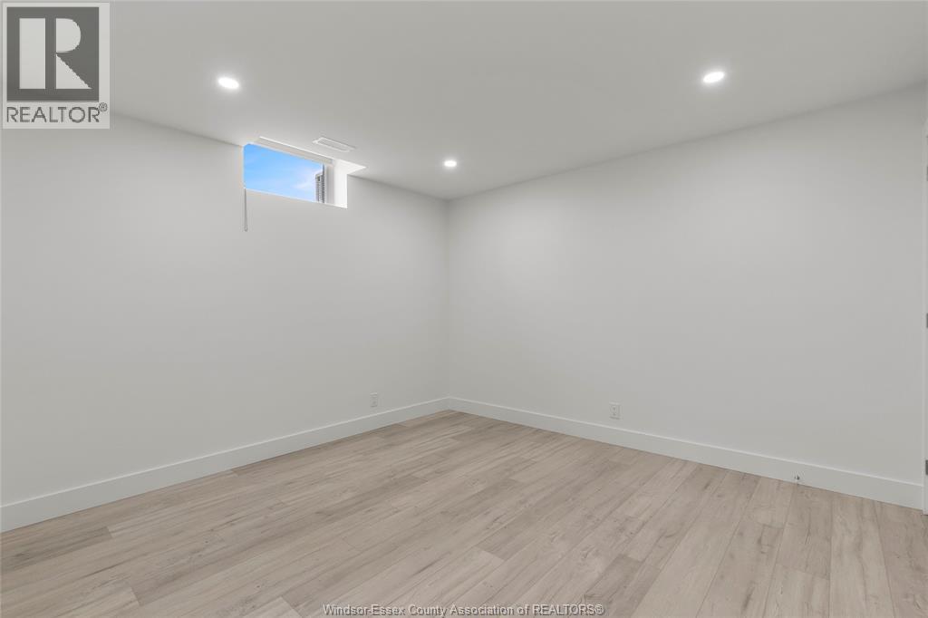 13 Eagle Street Property Photo 22