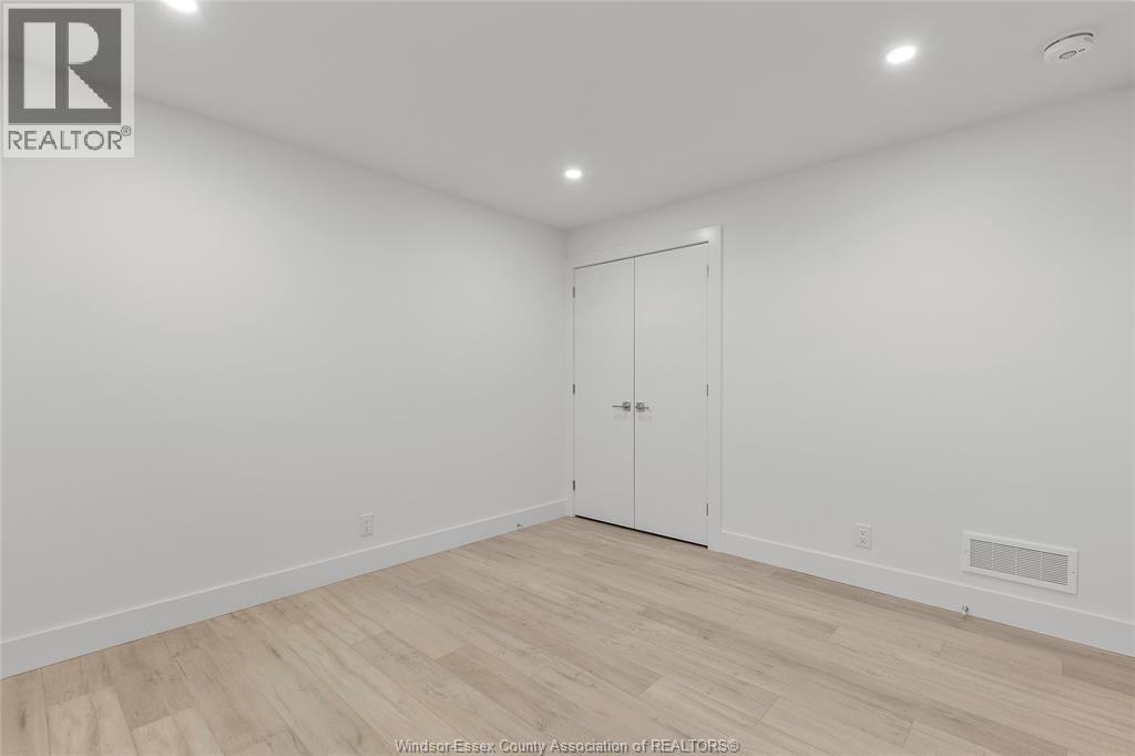 13 Eagle Street Property Photo 23