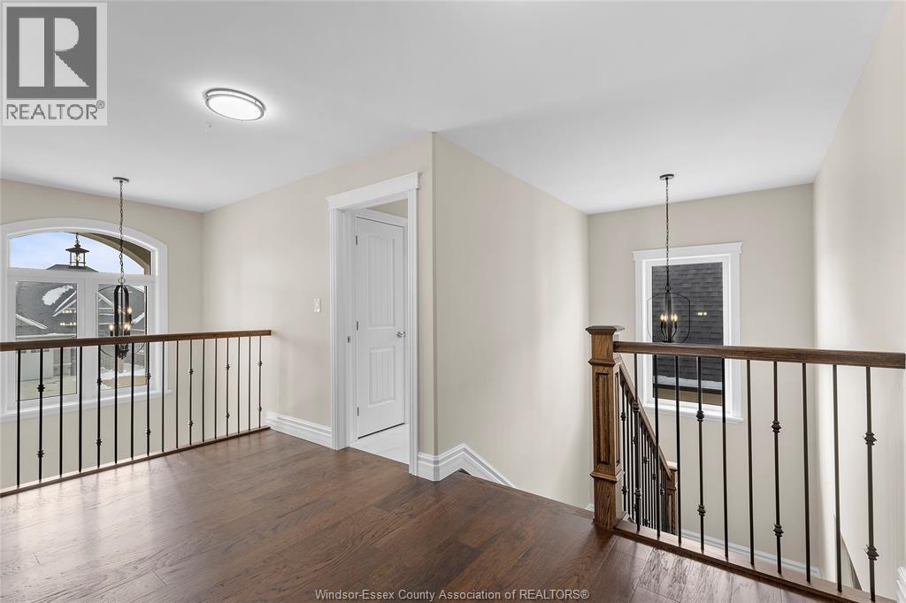 71 Redwood Property Photo 16