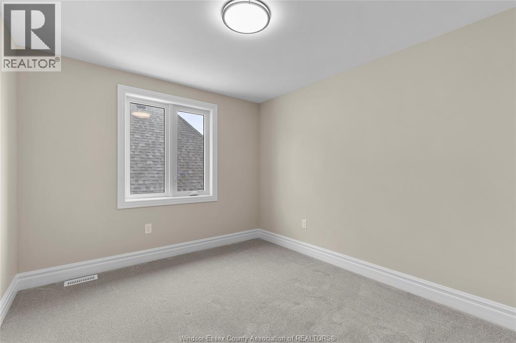 71 Redwood Property Photo 24