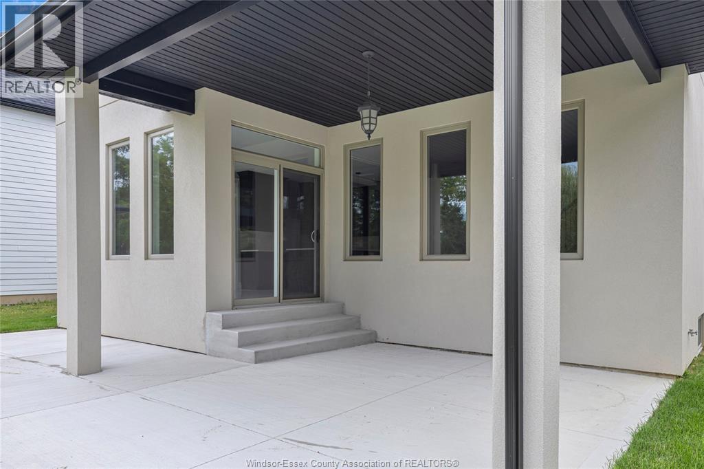 71 Redwood Property Photo 27