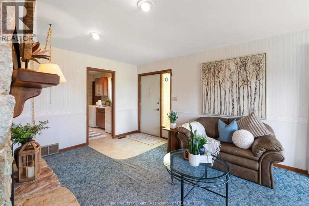575 Talbot Road East Property Photo 9