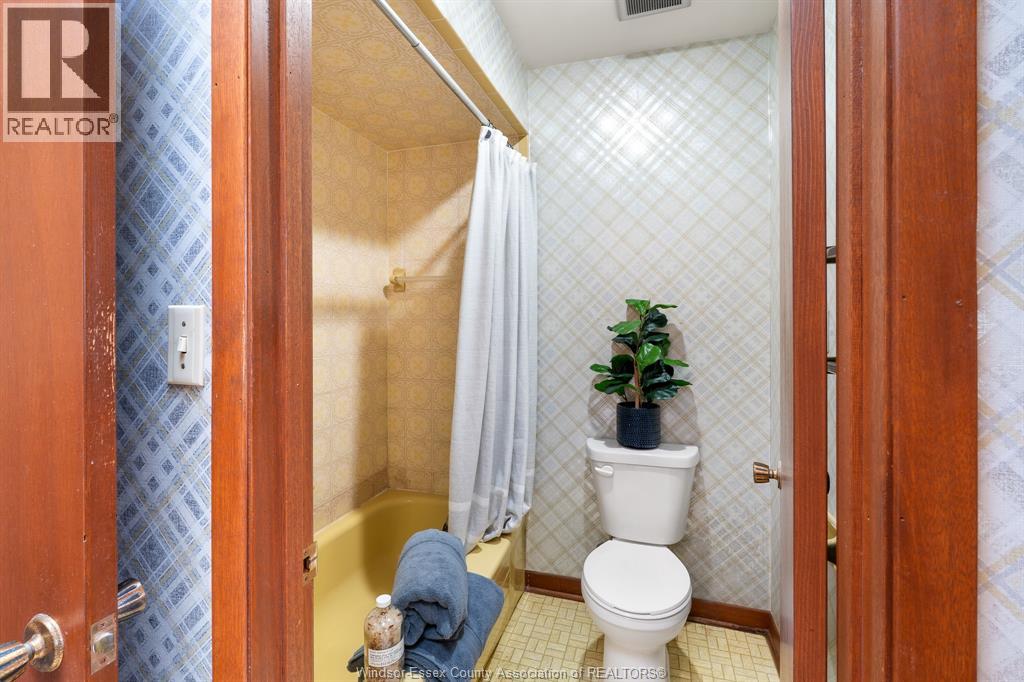 575 Talbot Road East Property Photo 23